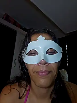 casaldeliciabrazil online show from 2, 2, 2026