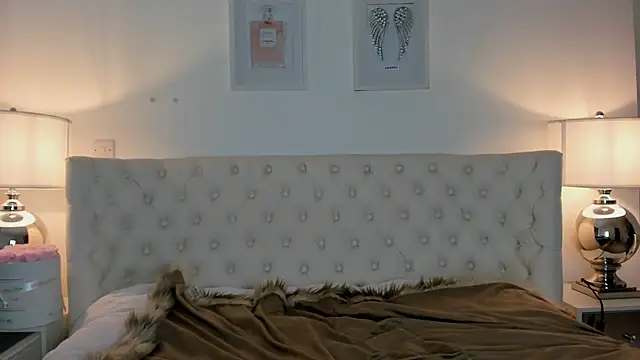 JessicaJames23 online show from 21, 3, 2025