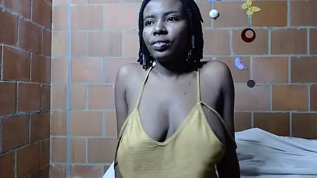 Snapshot of Magaharper10 chatting on 5, 3, 2025 Magaharper10 online show from 5, 3, 2025