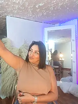 zullyxhot online show from 9, 11, 2025