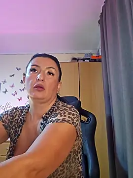 Hotangel75 online show from 22, 10, 2025