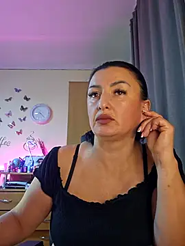 Hotangel75 online show from 31, 10, 2025