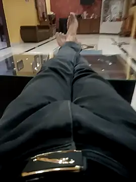 Snapshot of RomanticAdvance555 chatting on 8, 1, 2026 RomanticAdvance555 online show from 8, 1, 2026