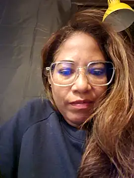 Snapshot of mila38 chatting on 14, 5, 2026 mila38 online show from 14, 5, 2026