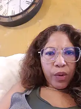 Snapshot of mila38 chatting on 24, 5, 2026 mila38 online show from 24, 5, 2026