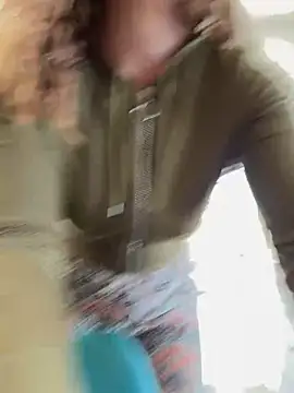 Clara-xoxo online show from 17, 3, 2025