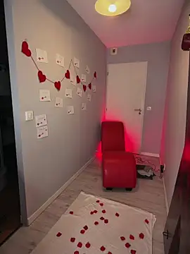 Clara-xoxo online show from 14, 2, 2026