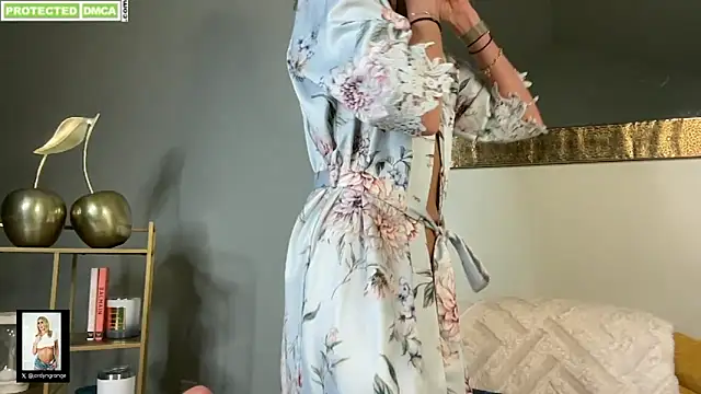 JordynGrange online show from 10, 1, 2025