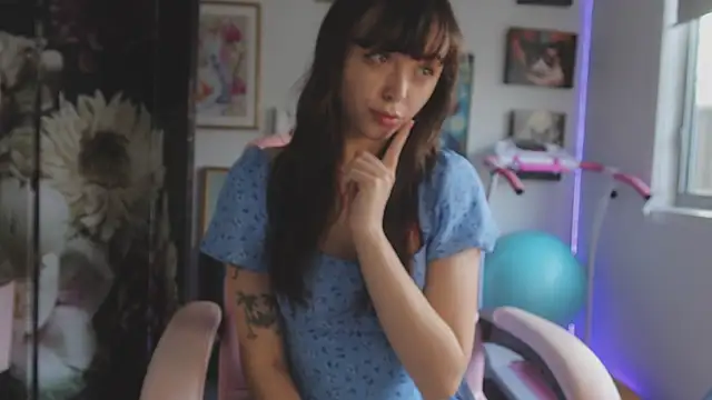 makiyahbelle online show from 21, 4, 2026