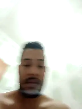 Snapshot of AzureKnee chatting on 17, 11, 2025 AzureKnee online show from 17, 11, 2025