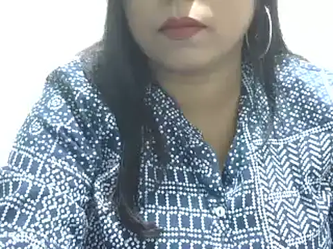 Snapshot of ROSEE_MERRYYYY chatting on 1, 1, 2025 ROSEE MERRYYYY online show from 1, 1, 2025