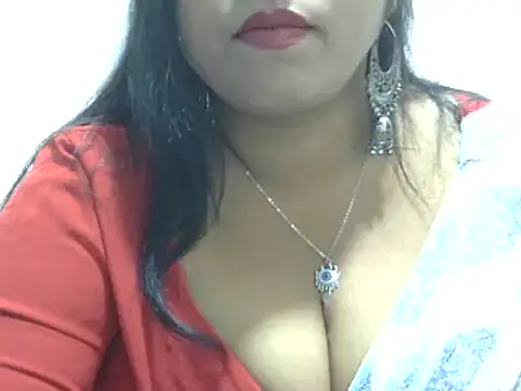 Snapshot of ROSEE_MERRYYYY chatting on 21, 1, 2025 ROSEE MERRYYYY online show from 21, 1, 2025
