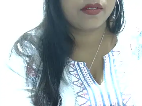 Snapshot of ROSEE_MERRYYYY chatting on 22, 2, 2025 ROSEE MERRYYYY online show from 22, 2, 2025