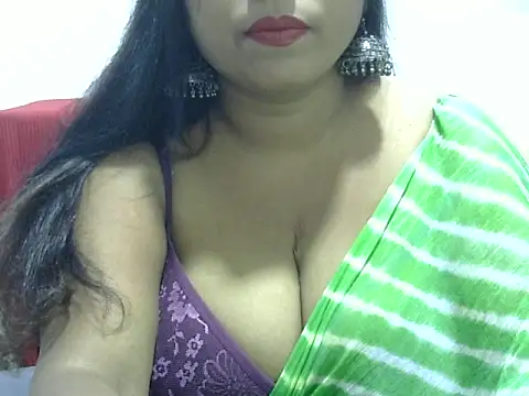 Snapshot of ROSEE_MERRYYYY chatting on 17, 9, 2025 ROSEE MERRYYYY online show from 17, 9, 2025