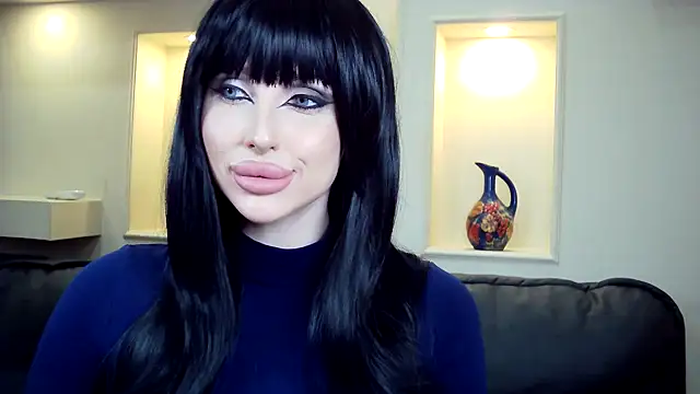 Snapshot of Lady_Joli chatting on 17, 11, 2025 Lady Joli online show from 17, 11, 2025