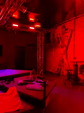 Etwas neugierig online show from 29, 10, 2025