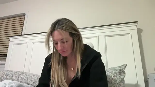 AmandaStarryNight online show from 17, 2, 2026