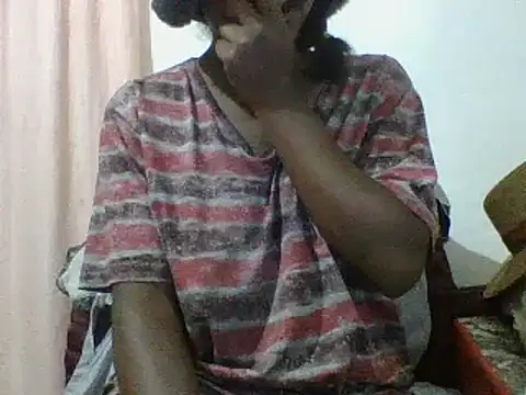 Snapshot of Hamie_sexy chatting on 15, 9, 2025 Hamie sexy online show from 15, 9, 2025