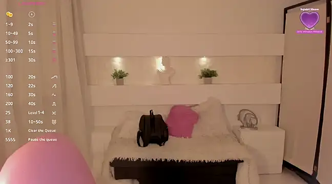 Snapshot of AshleyRoys chatting on 11, 2, 2025 AshleyRoys online show from 11, 2, 2025