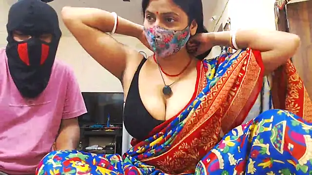 Elina Raj online show from 5, 2, 2025