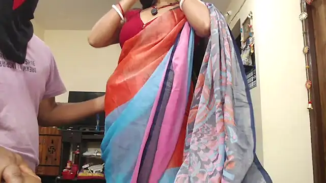 Elina Raj online show from 26, 2, 2025