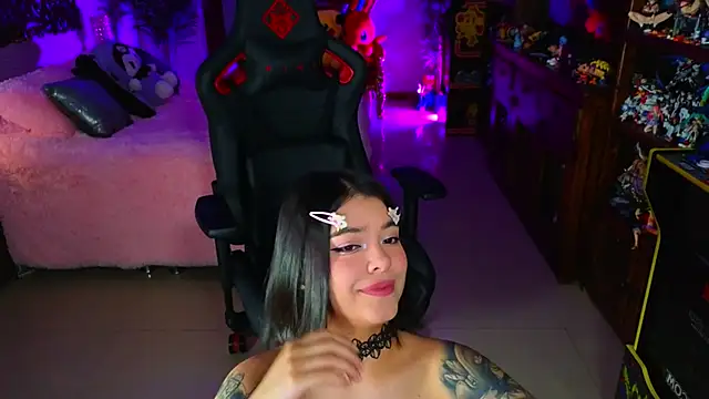 Snapshot of ambarEvans chatting on 30, 1, 2025 ambarEvans online show from 30, 1, 2025