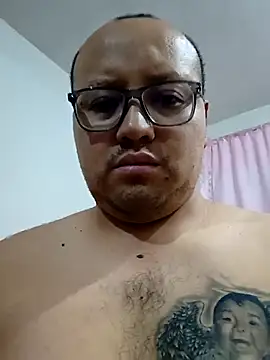 Snapshot of hhhack20001 chatting on 21, 11, 2025 hhhack20001 online show from 21, 11, 2025