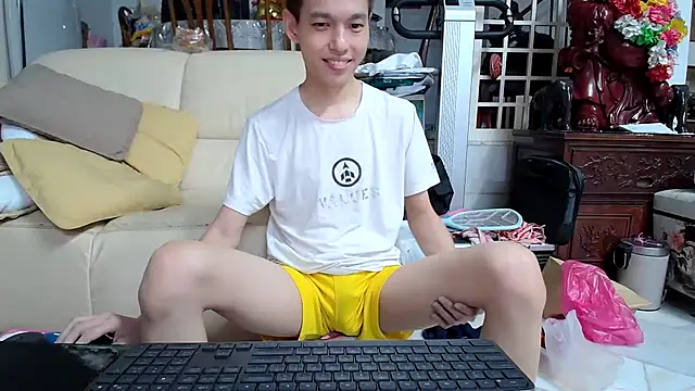 Snapshot of andrewooi chatting on 9, 1, 2025 andrewooi online show from 9, 1, 2025