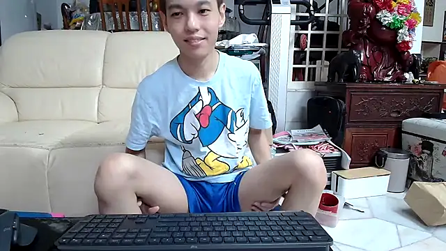 Snapshot of andrewooi chatting on 16, 1, 2025 andrewooi online show from 16, 1, 2025