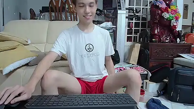 Snapshot of andrewooi chatting on 25, 1, 2025 andrewooi online show from 25, 1, 2025