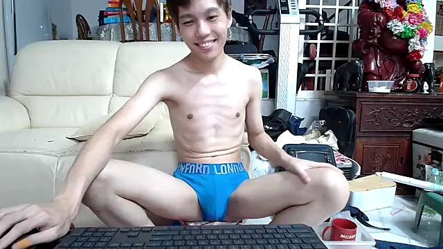 Snapshot of andrewooi chatting on 21, 3, 2025 andrewooi online show from 21, 3, 2025