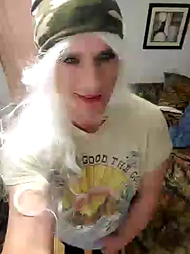 MaddyC6992 online show from 16, 3, 2025