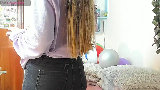 DestinyHills online show from 9, 3, 2026