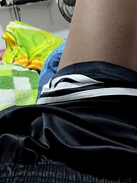 Jheronn28 online show from 15, 10, 2025