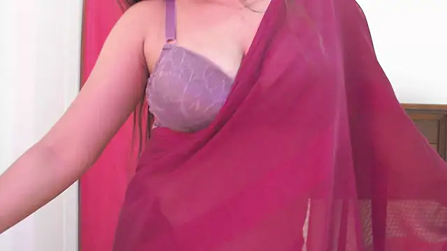 Snapshot of BeautyPriya chatting on 24, 1, 2025 BeautyPriya online show from 24, 1, 2025
