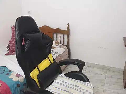 yeslluisa online show from 15, 7, 2026