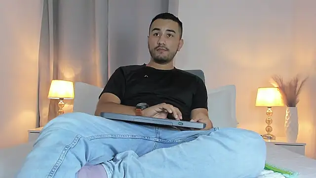 Snapshot of Nick_Moca chatting on 4, 1, 2025 Nick Moca online show from 4, 1, 2025