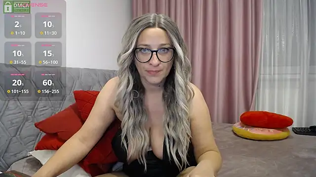 Snapshot of Aphrodite_S32 chatting on 30, 9, 2025 Aphrodite S32 online show from 30, 9, 2025