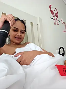 DirtySnowball69 online show from 10, 12, 2024