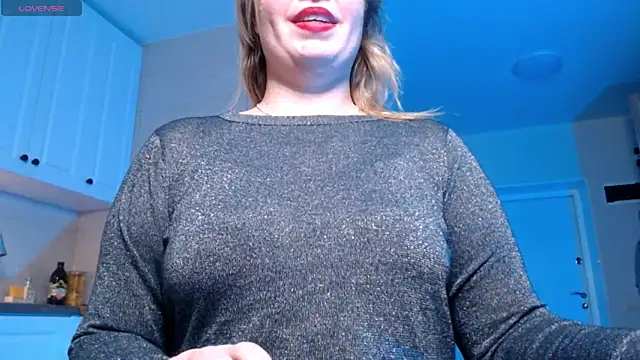 HotTiffani online show from 25, 1, 2025