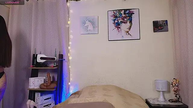 Swetisabella01 online show from 14, 2, 2025