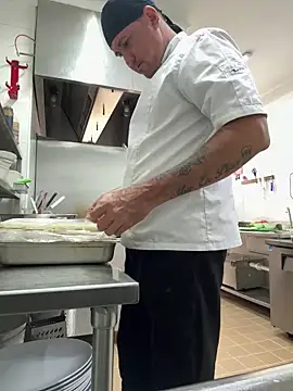 Snapshot of xavier_1988 chatting on 8, 2, 2025 xavier 1988 online show from 8, 2, 2025