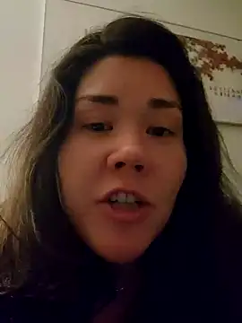 Snapshot of missemi chatting on 9, 12, 2024 missemi online show from 9, 12, 2024