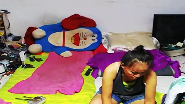 Snapshot of 1CuteAndSexy69 chatting on 2, 2, 2025 1CuteAndSexy69 online show from 2, 2, 2025