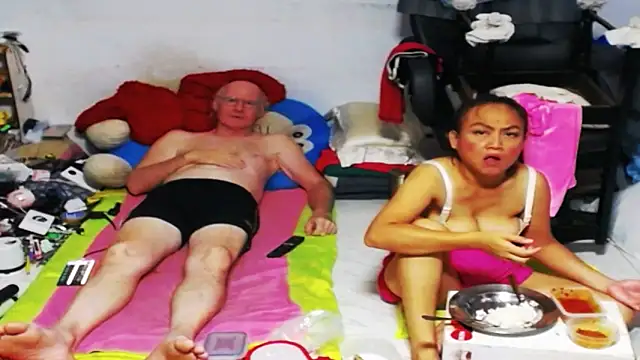 Snapshot of 1CuteAndSexy69 chatting on 10, 2, 2025 1CuteAndSexy69 online show from 10, 2, 2025