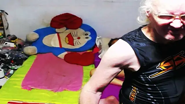 Snapshot of 1CuteAndSexy69 chatting on 12, 2, 2025 1CuteAndSexy69 online show from 12, 2, 2025