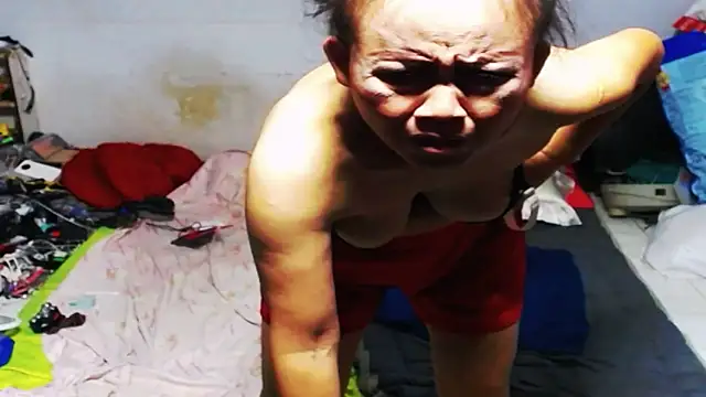 Snapshot of 1CuteAndSexy69 chatting on 16, 2, 2025 1CuteAndSexy69 online show from 16, 2, 2025