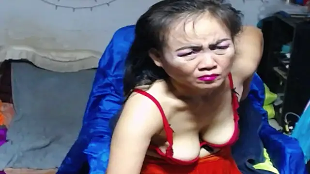 Snapshot of 1CuteAndSexy69 chatting on 12, 9, 2025 1CuteAndSexy69 online show from 12, 9, 2025