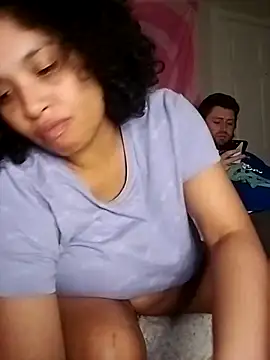 Snapshot of TasteeKitty chatting on 21, 2, 2025 TasteeKitty online show from 21, 2, 2025