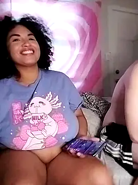 Snapshot of TasteeKitty chatting on 25, 2, 2025 TasteeKitty online show from 25, 2, 2025